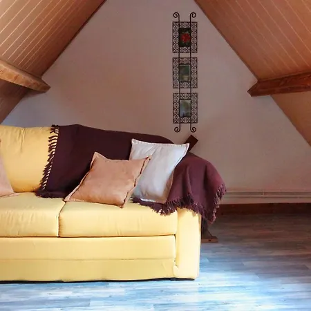 Clos Des Paquerettes : Maison Avec Jardin Privatif *